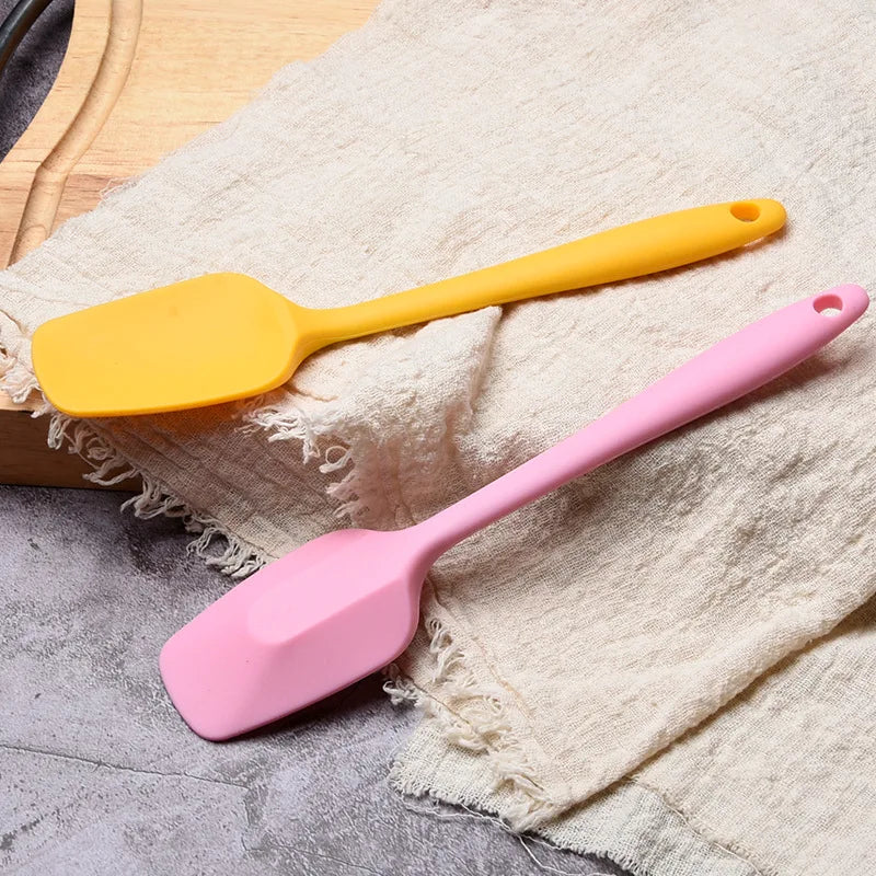 Venlohome Silicone Cake Batter Spatula