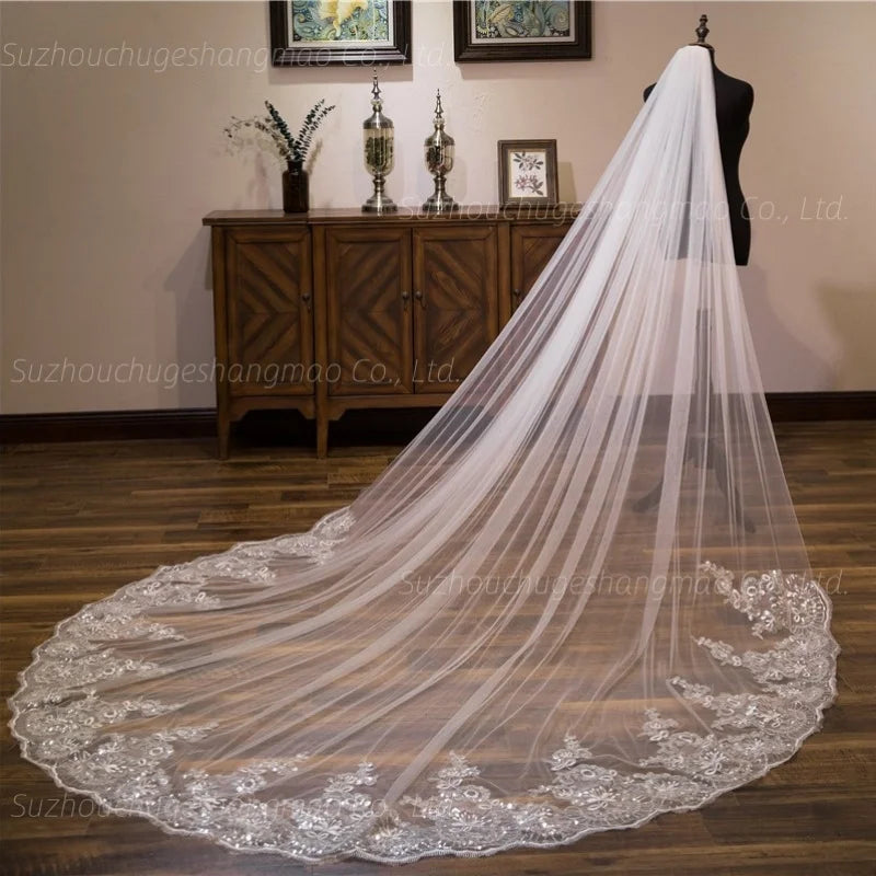 2026 Hot Sell Wedding Veil Long Bridal Veils Lace Appliques Soft Net Cathedral Veil Beautiful