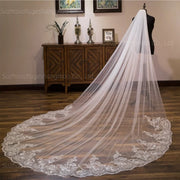 2026 Hot Sell Wedding Veil Long Bridal Veils Lace Appliques Soft Net Cathedral Veil Beautiful