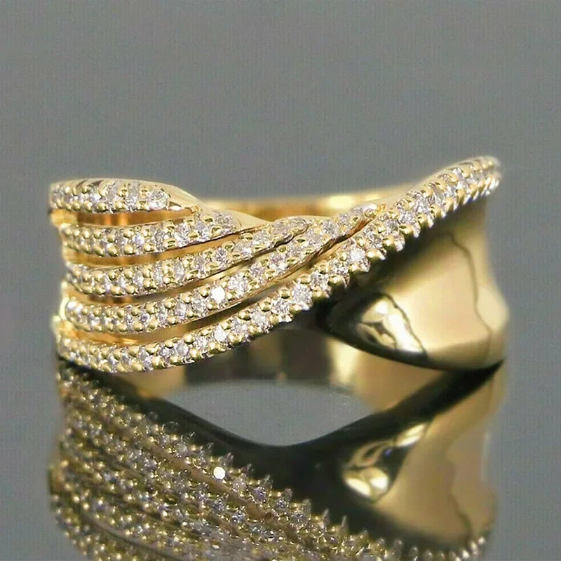 2026 New Personalized Niche Ring Female Actress with Punk Line Design, Popular Internet Celebrity Style Jewelry Accessories