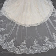 2026 Hot Sell Wedding Veil Long Bridal Veils Lace Appliques Soft Net Cathedral Veil Beautiful