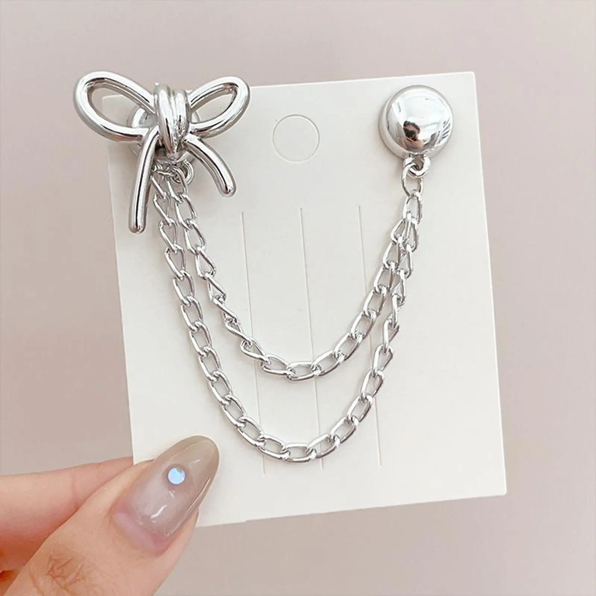 Magnetic Garment Chain Clip — Bow, Heart or Pearl-Style Accent