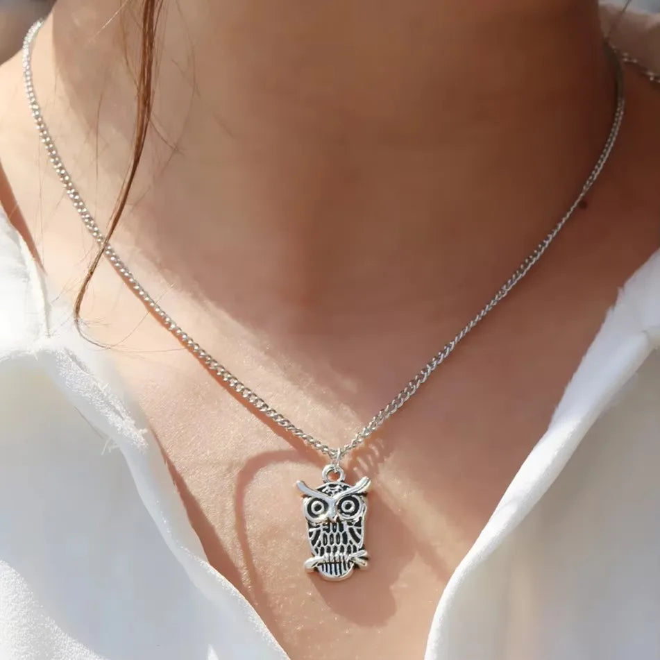 New Minimalist Pendant Women's Necklaces Cross Leaf Silver Color Knot Design Female Neck Jewelry Infinity Multilayers Collares