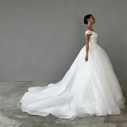 Customized White Princess Off The Shoulder Lace Appliques Wedding Dresses Sweep Train Bridal Gowns A-Line Tulle Bride Dress