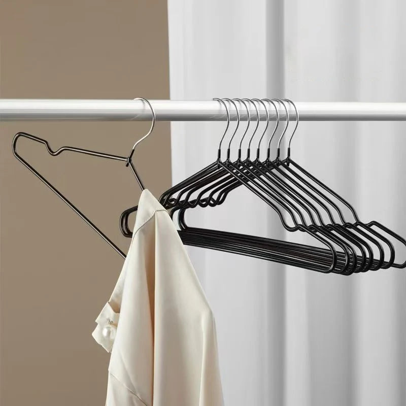 Plastic-Coated Non-Slip Clothes Hangers — 10 Pieces, 40 cm