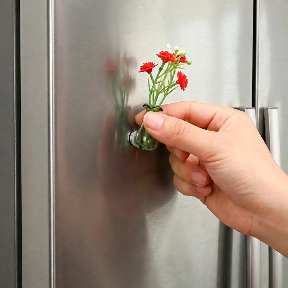 Mini Glass Vase Refrigerator Magnet Set