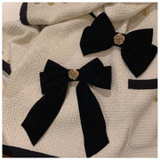 Black Velvet Bow Hair Clip Retro Camellia Velvet Ribbon Hairpin Festival Gift Duckbill Bow Tie Spring Clip