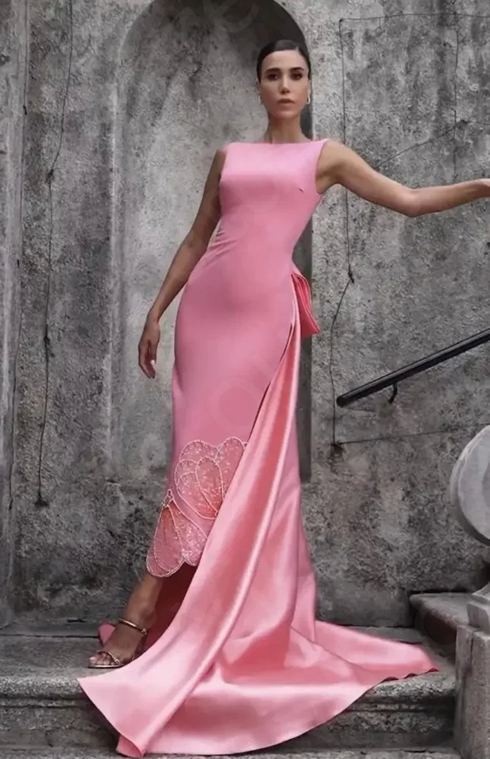 Customized Latest Pink Evening Dresses  Prom Gowns High Low with Train Beading Wedding Party Dresses Back Out Sleeveless