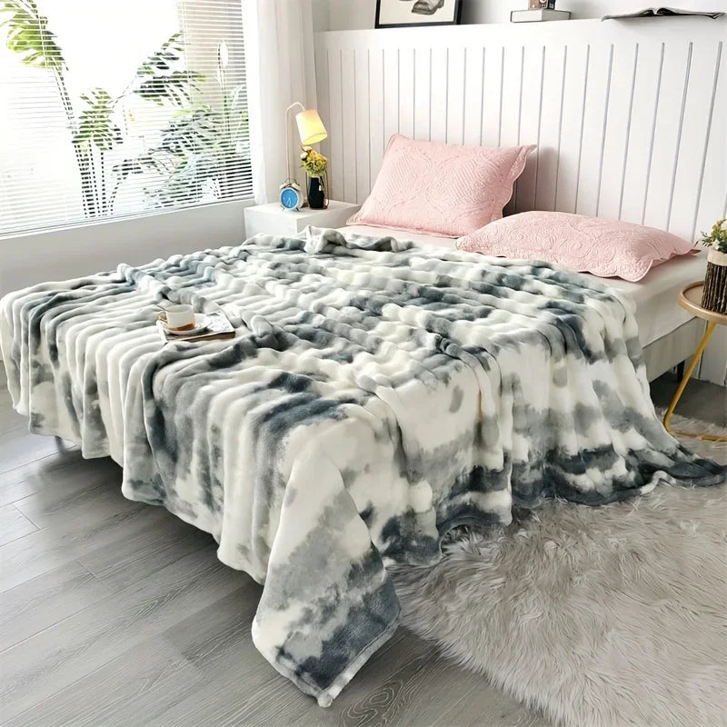 Polyester Plush Faux-Fur-Style Throw Blanket — Selected Color and Size