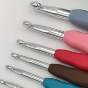 Aluminum Crochet Hook Set with TPR Handles — Selected Set