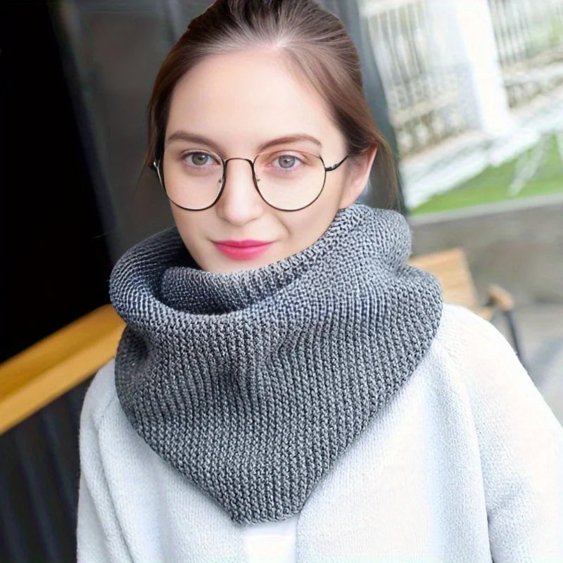 Unisex Polyester Chunky-Knit Infinity Scarf — 1 Piece