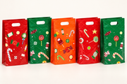 Assorted Christmas gift bags, pack of 5 — pack contents