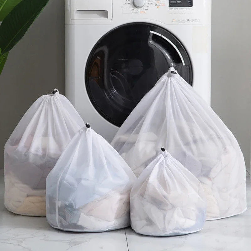 Free Gift — White Fine-Mesh Drawstring Laundry Bag, 60 × 80 cm