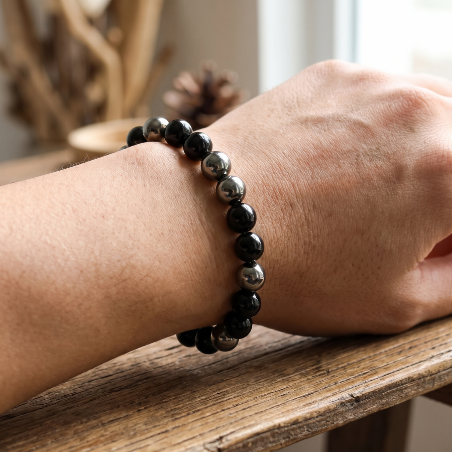 Obsidian Hematite Beaded Memory Bracelet – lifestyle view